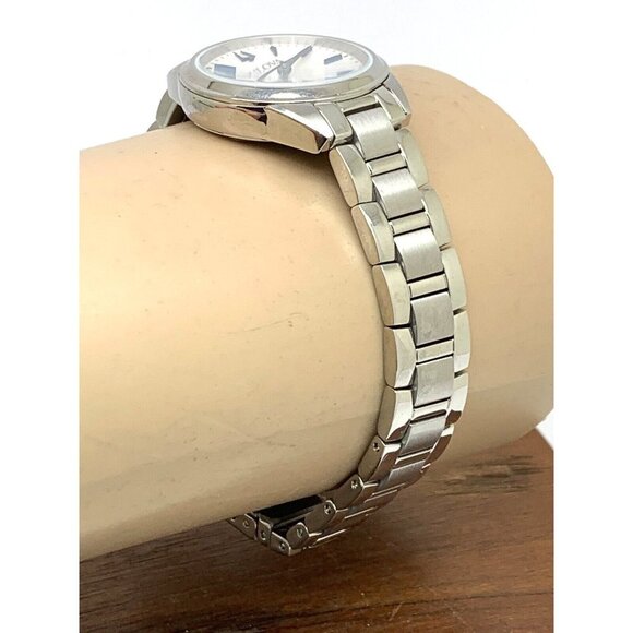 Bulova Women's Watch 96L285 Quartz White Blue Dial Silver Stainless Stee… - Picture 9 of 13